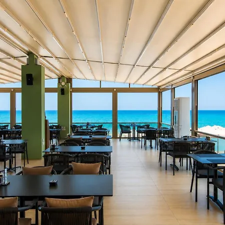 Apartamento Aqualina C5-3 By Holidaykeys *